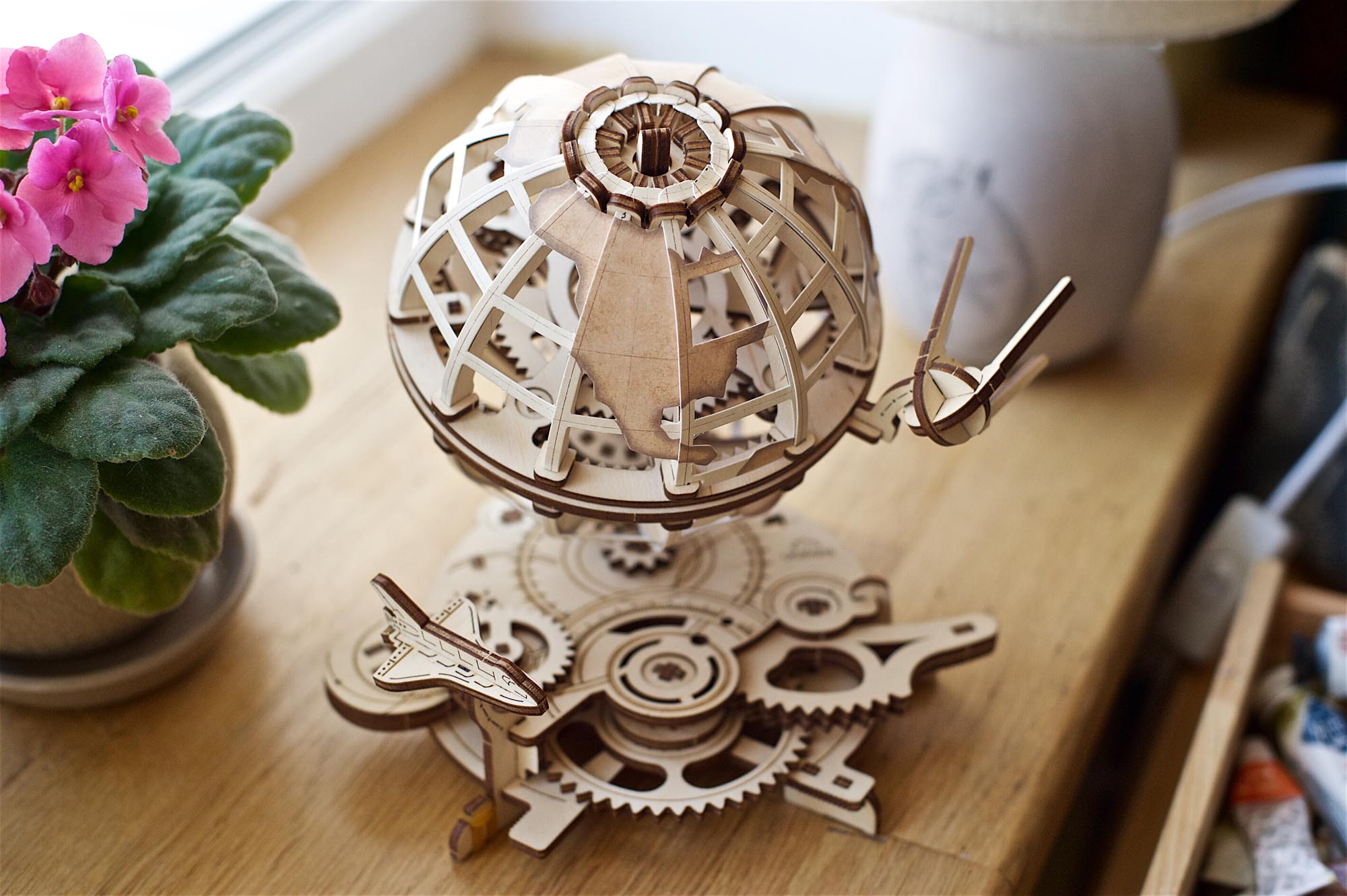 UGears Wooden Mechanical Model 3D Puzzle Kit Globus
