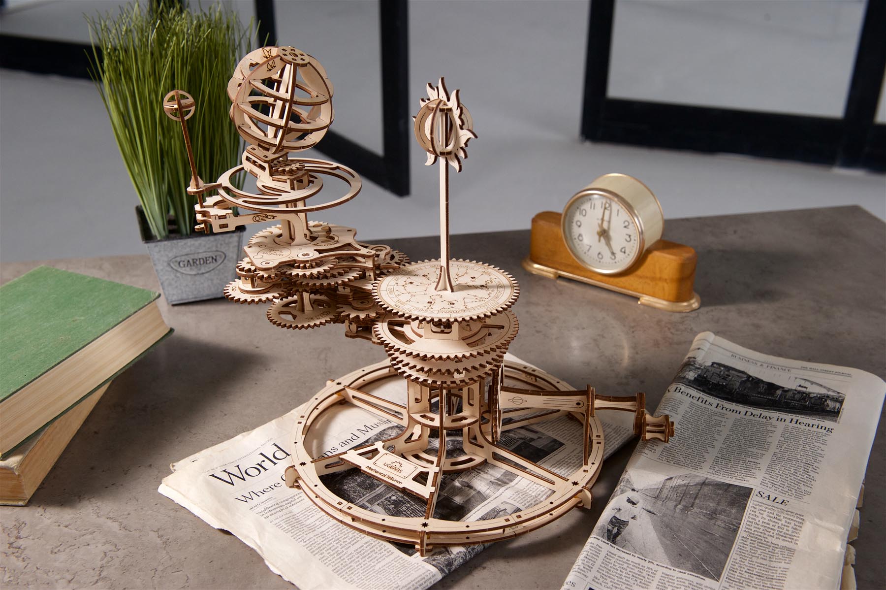 UGears Mechanical Tellurion