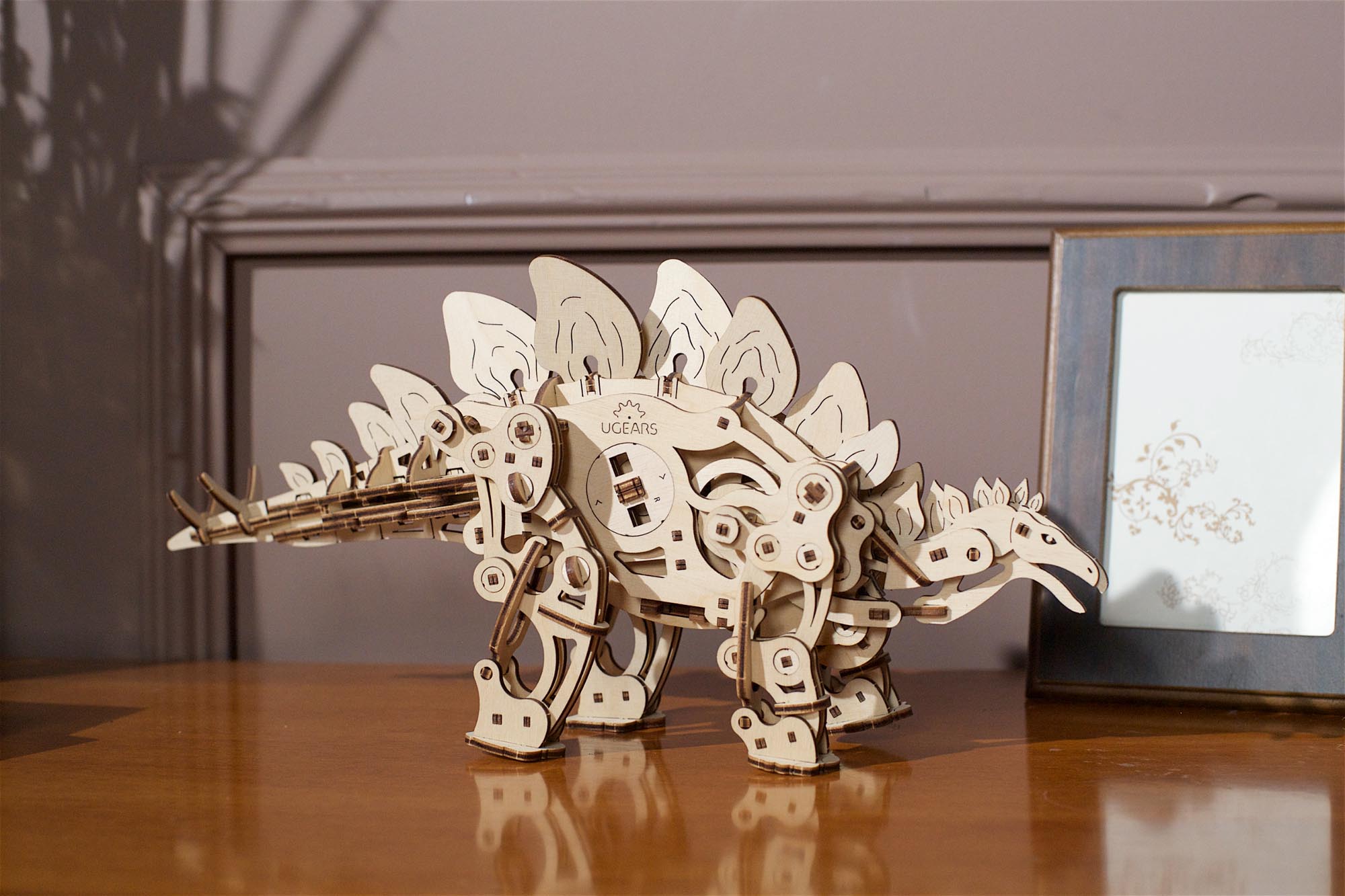 UGears Mechanical Model Stegosaurus