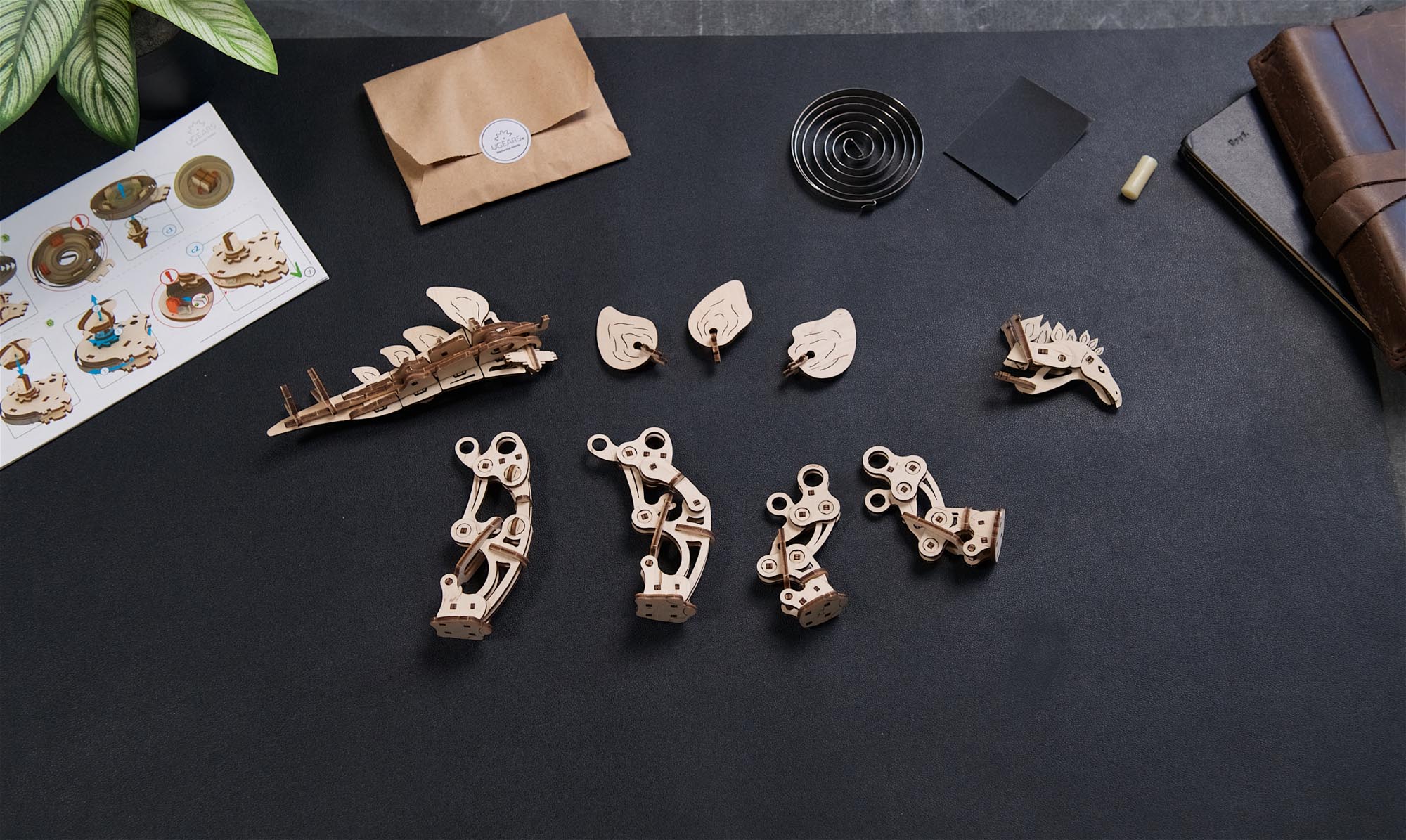 UGears Mechanical Model Stegosaurus