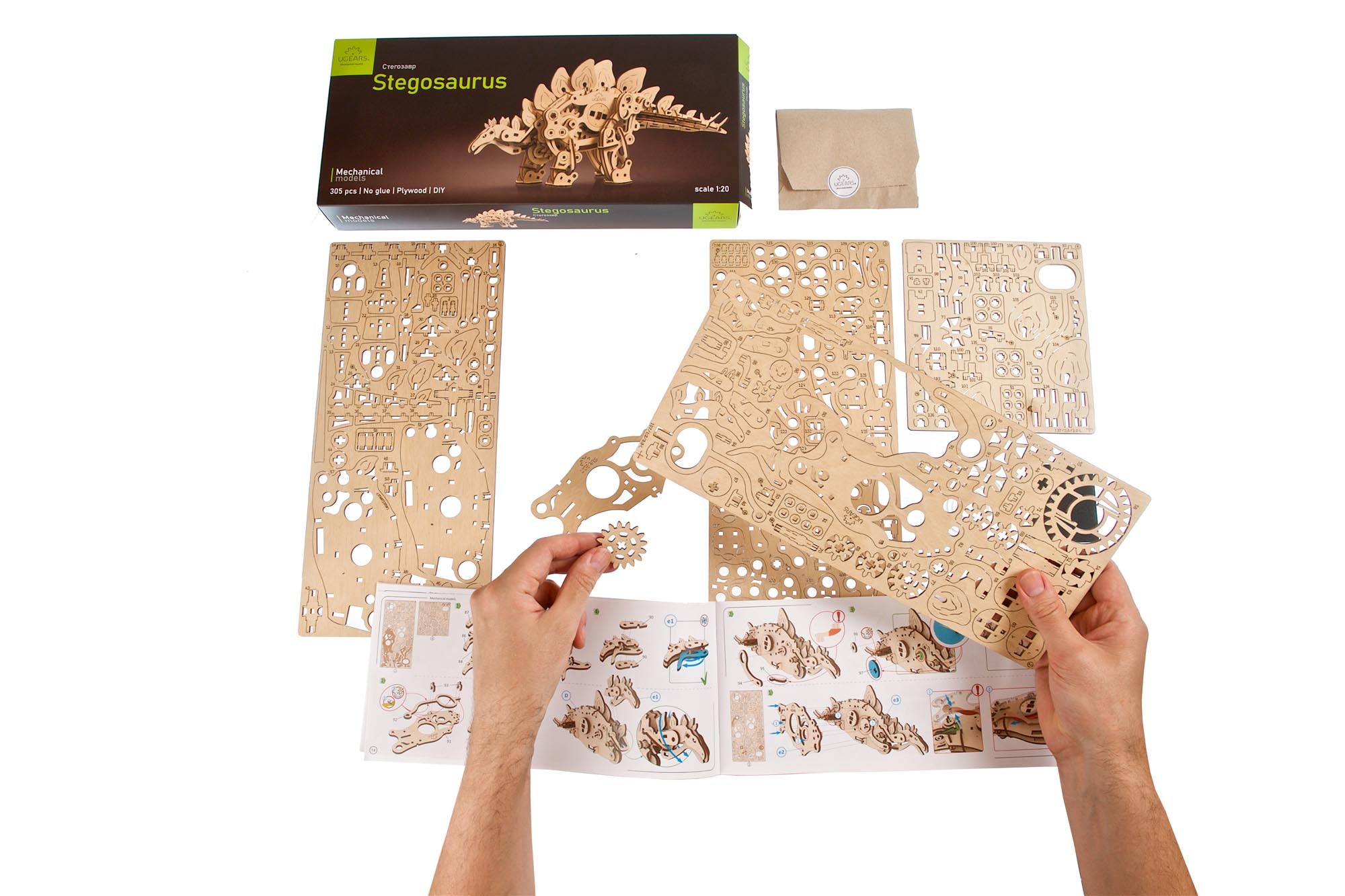 UGears Mechanical Model Stegosaurus