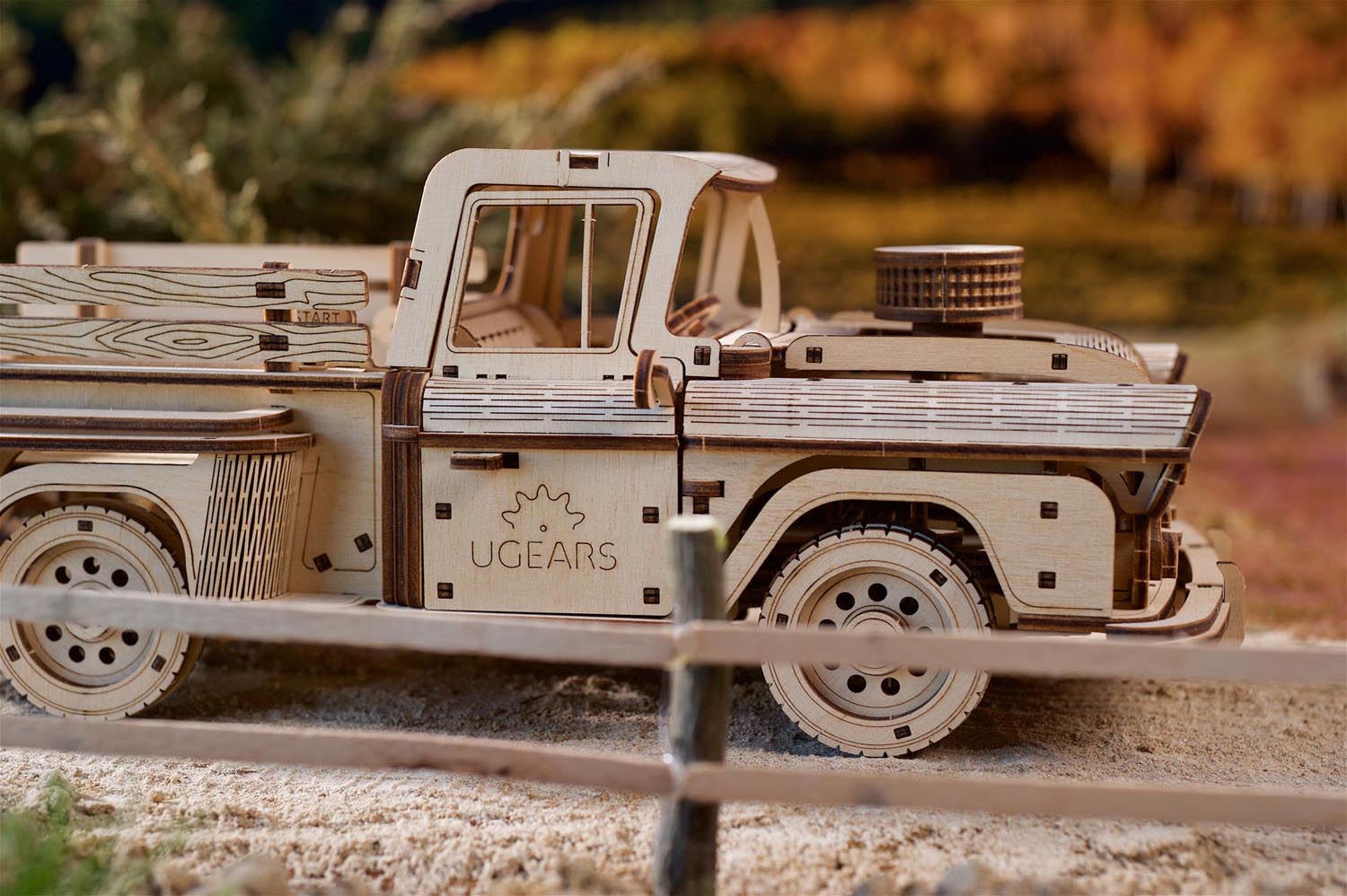 Ugears Pickup Lumberjack