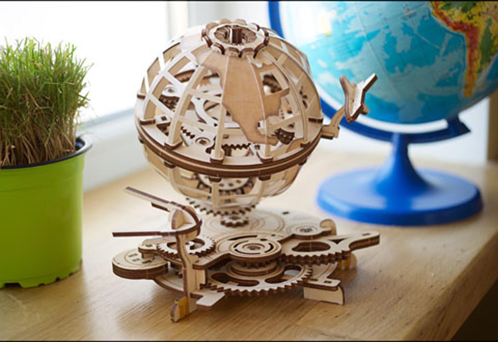 UGears Wooden Mechanical Model 3D Puzzle Kit Globus