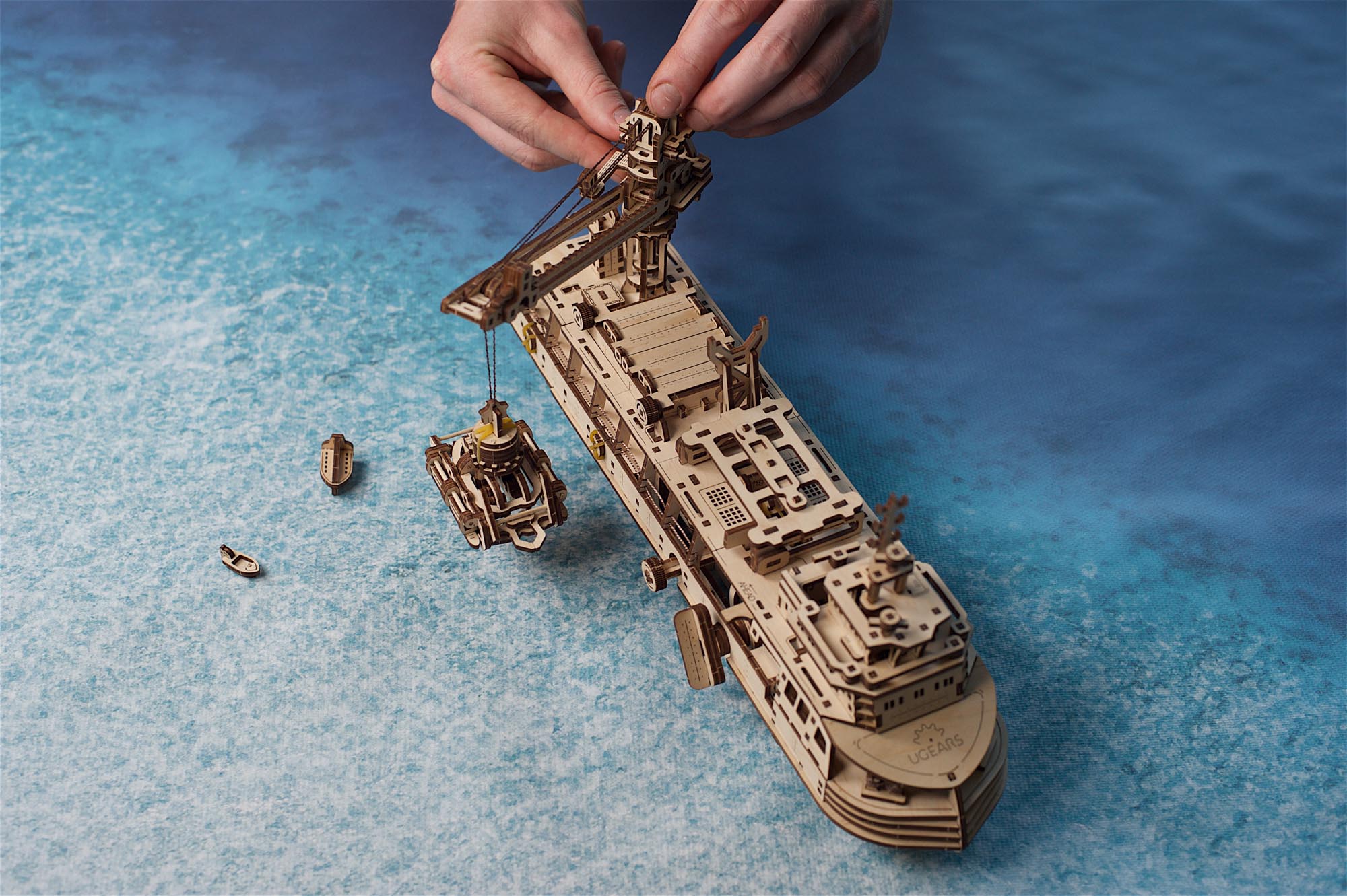 UGears Wooden Mechanical Model 3D Puzzle Kit Research Vessel