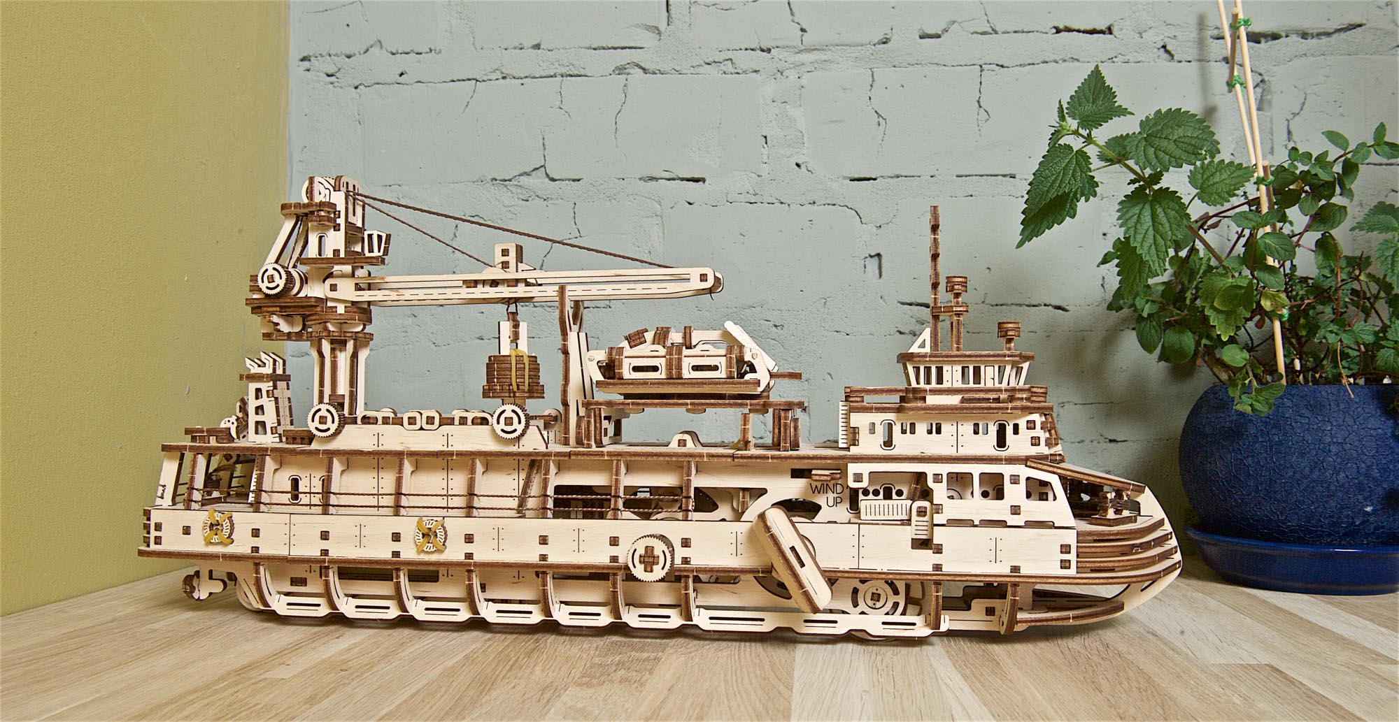 UGears Wooden Mechanical Model 3D Puzzle Kit Research Vessel