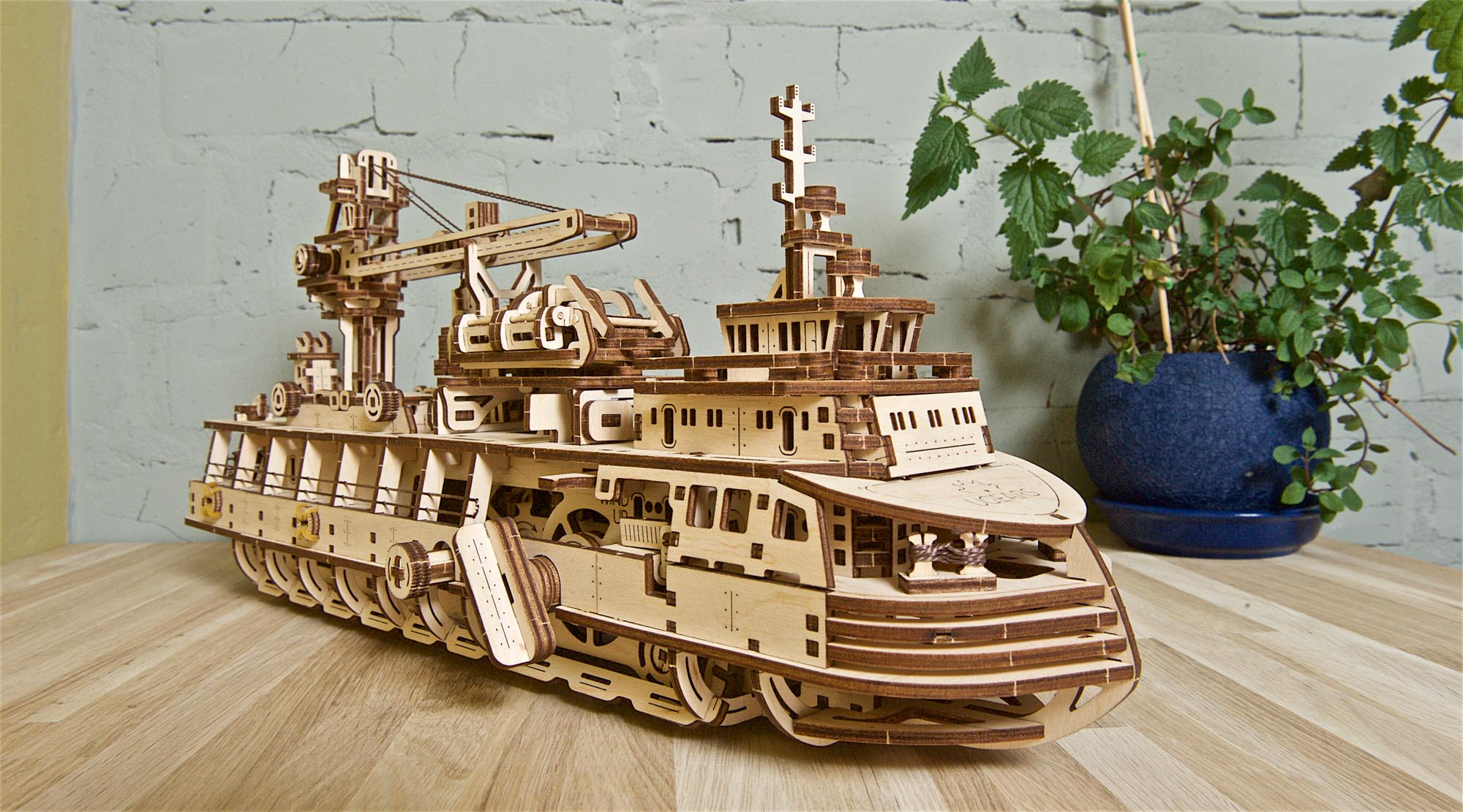 UGears Wooden Mechanical Model 3D Puzzle Kit Research Vessel