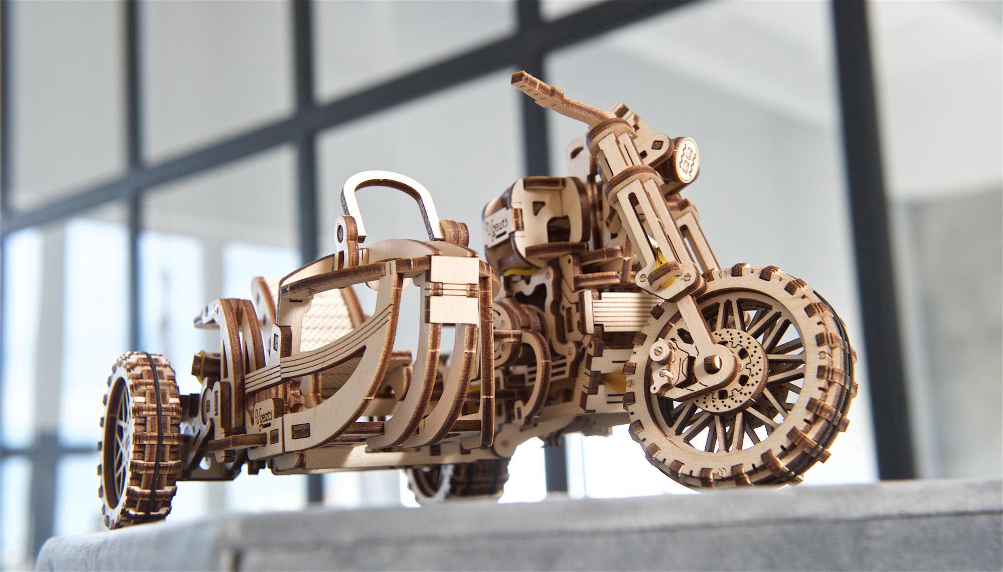 UGears Wooden Mechanical Model Scrambler Motorcycle UGR-10 with side car