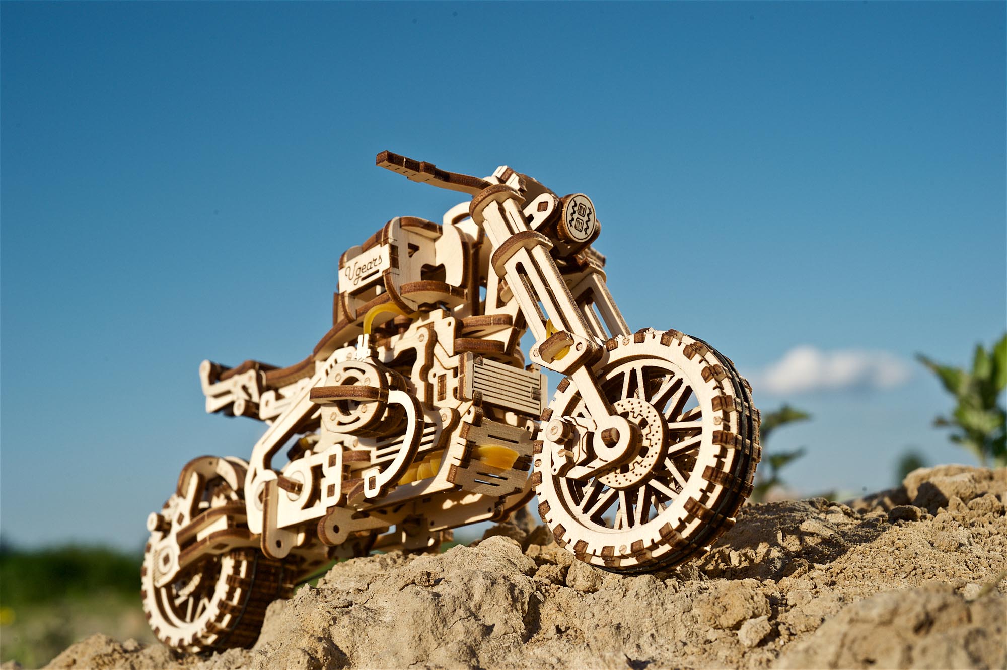 UGears Wooden Mechanical Model Scrambler Motorcycle UGR-10 with side car
