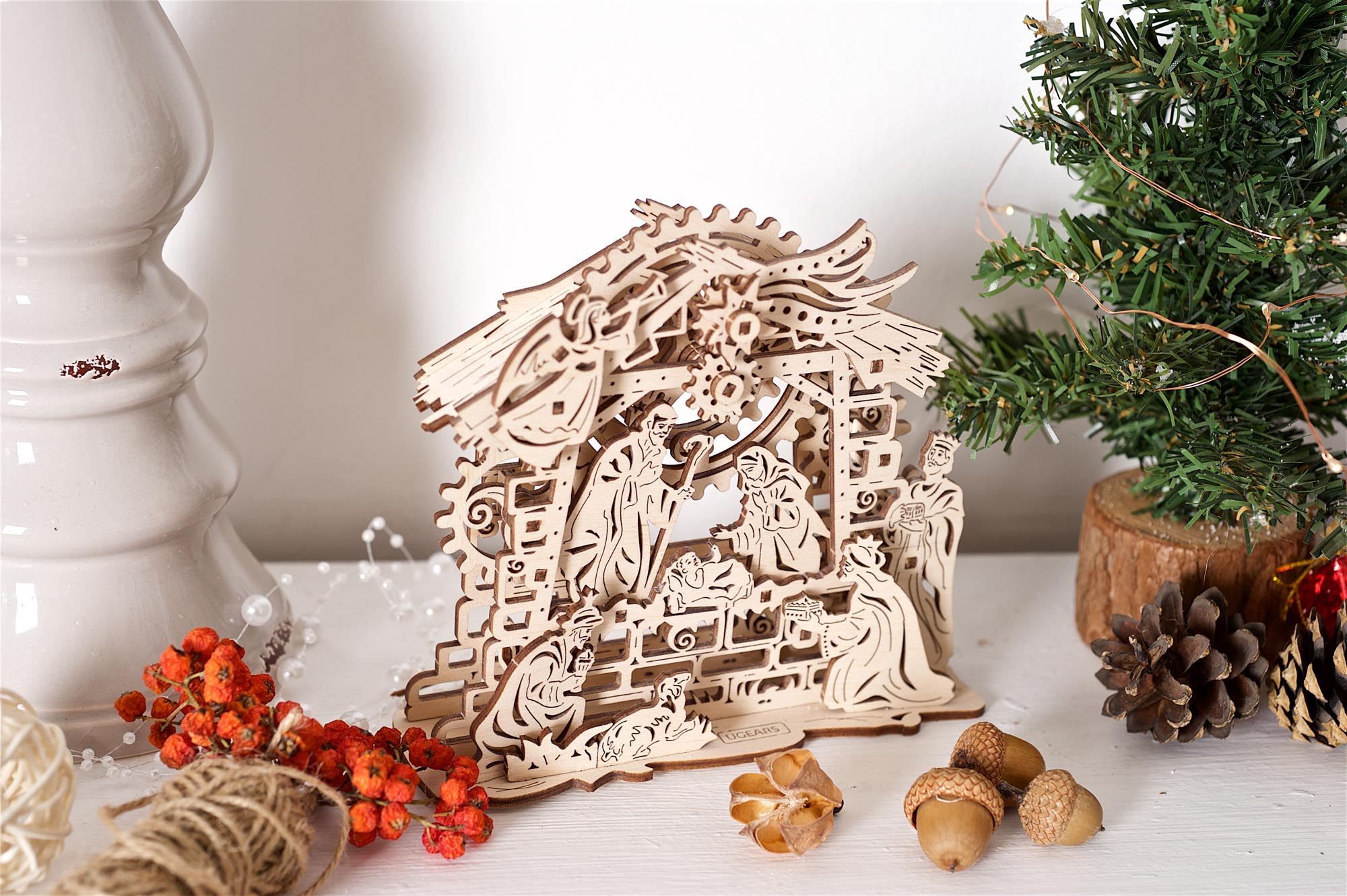 UGears Wooden Mechanical Model Kit Nativity Scene Christmas