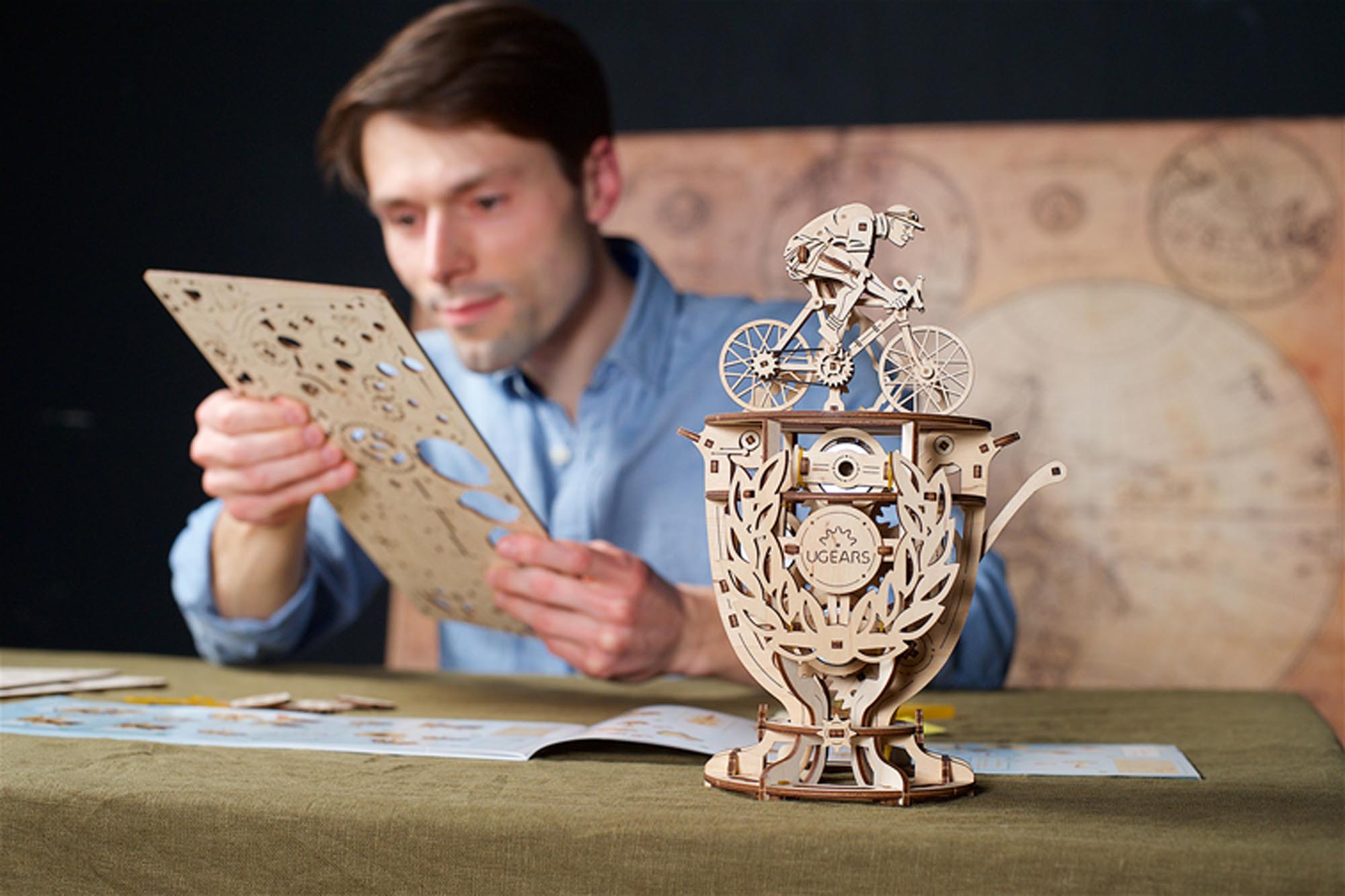 UGears Automaton Cyclist Mechanical Model