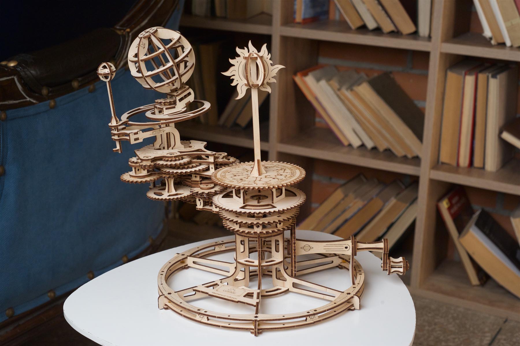 UGears Mechanical Tellurion