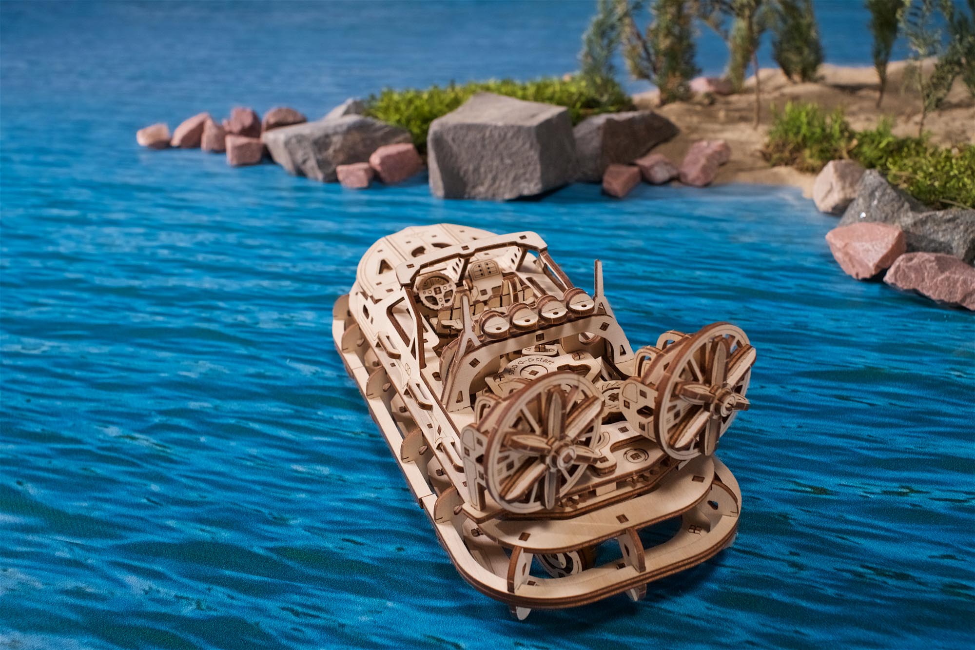 Ugears Rescue Hovercraft
