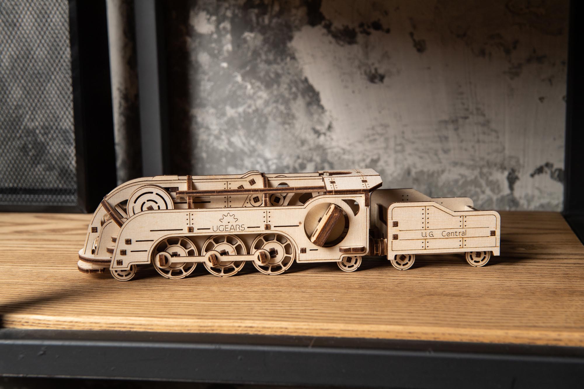 Ugears Mechanical Model  V-Express Steam Train with Tender wooden  construction kit