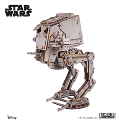 スワロフスキースターウォーズ AT AT Walker ※左後足関節部に補修あり Amazon.com: Swarovski Star Wars at-at Walker : Home & Kitchen