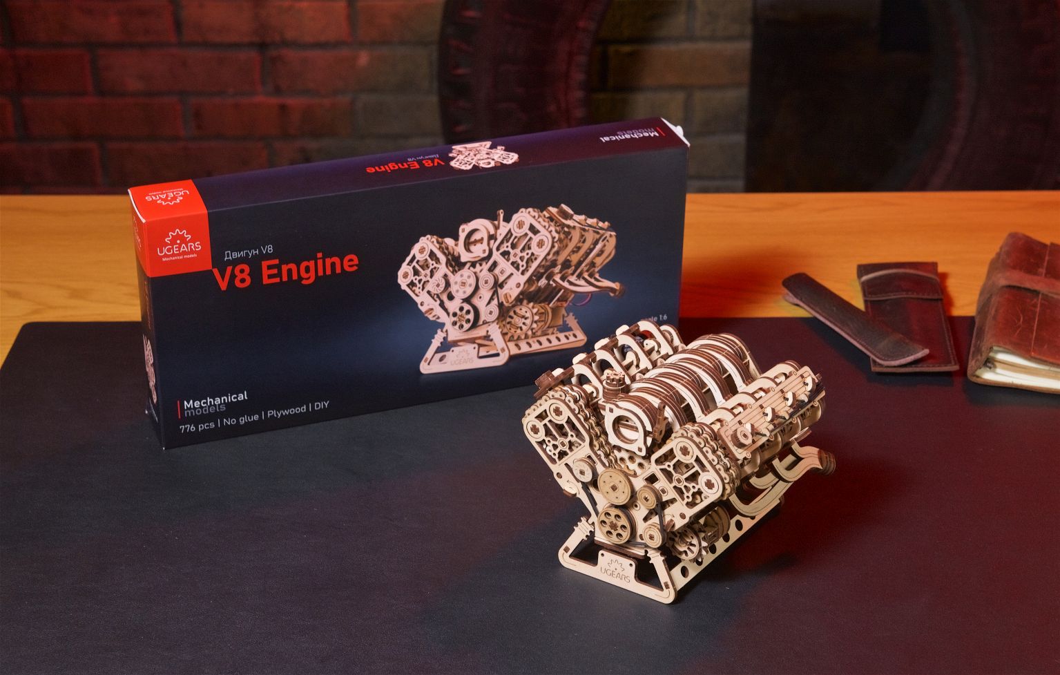 UGears V8 Engine