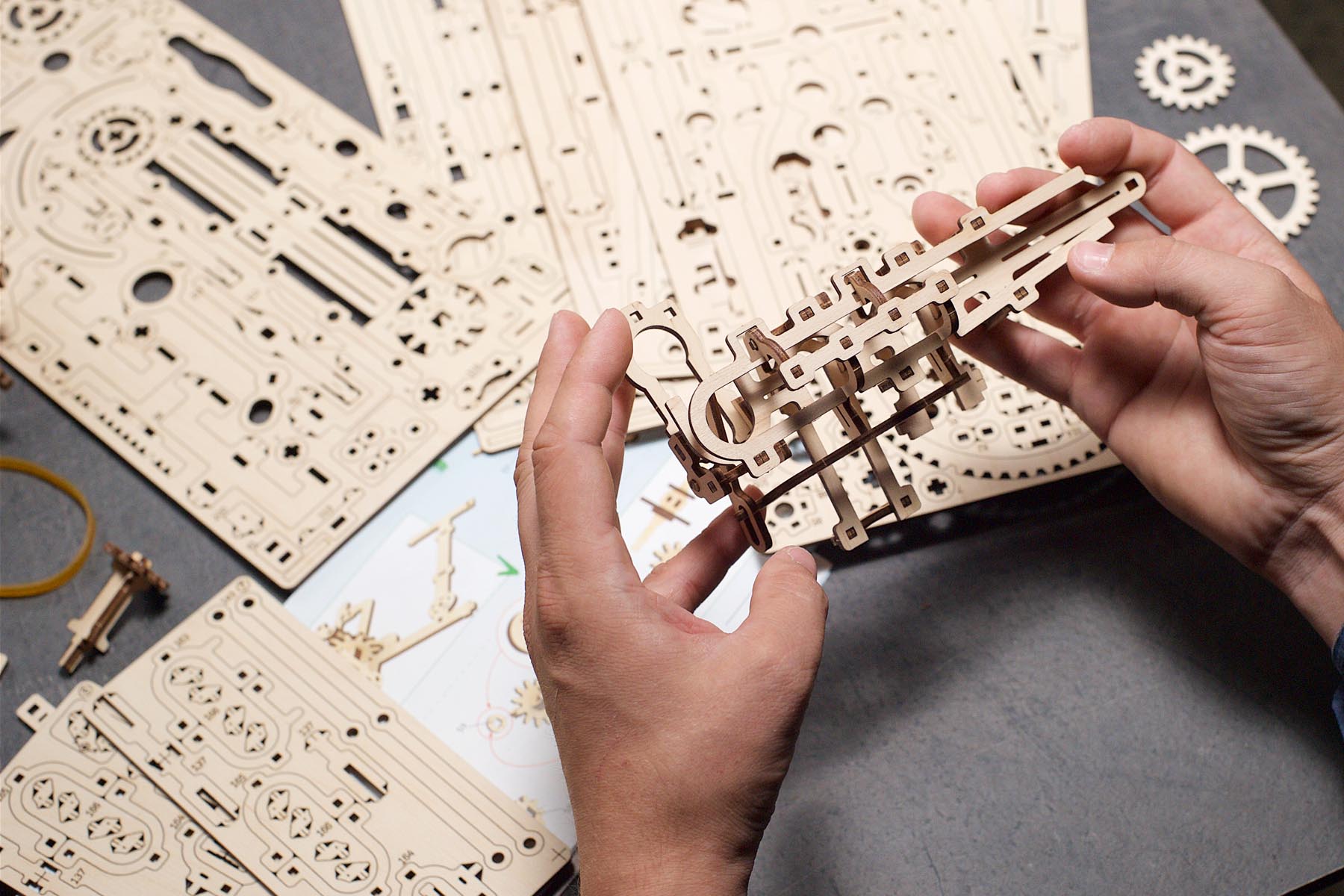 UGears Marble Run Stepped Hoist
