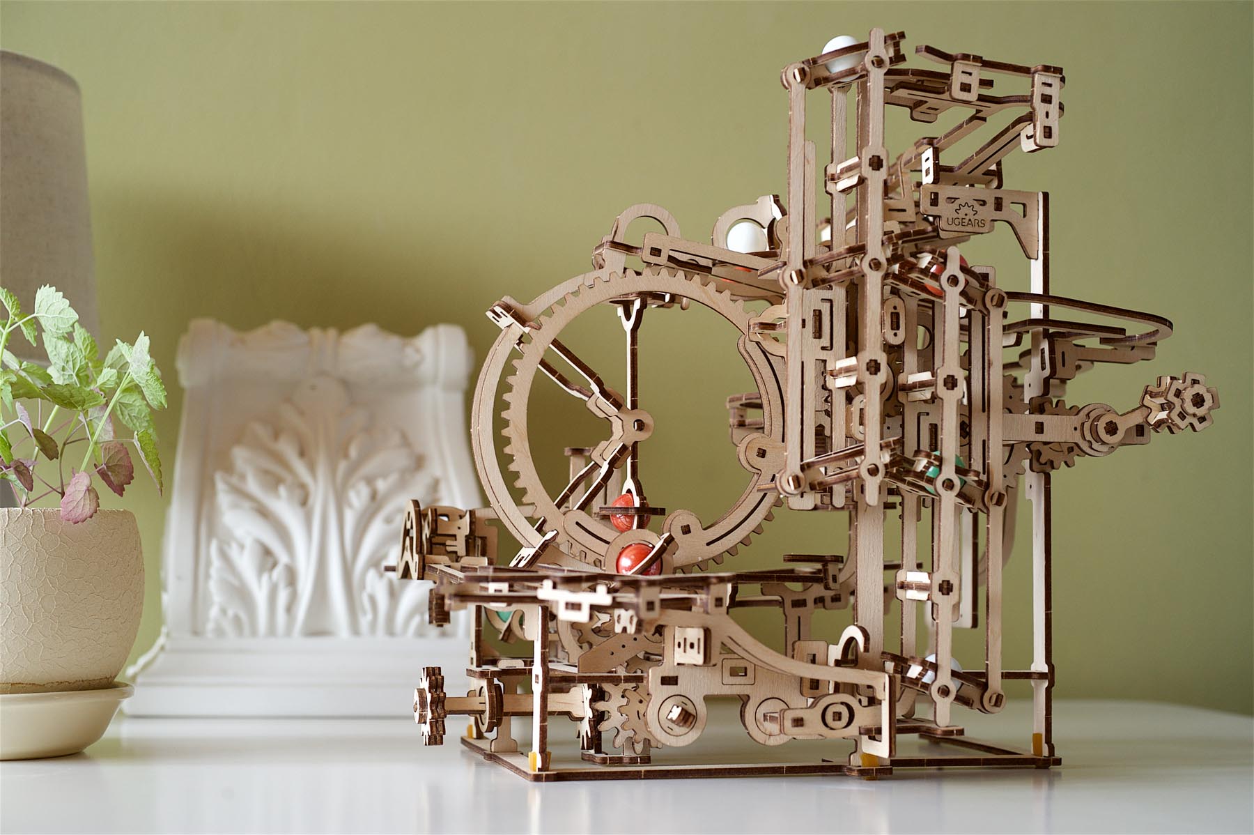 UGears Marble Run Stepped Hoist