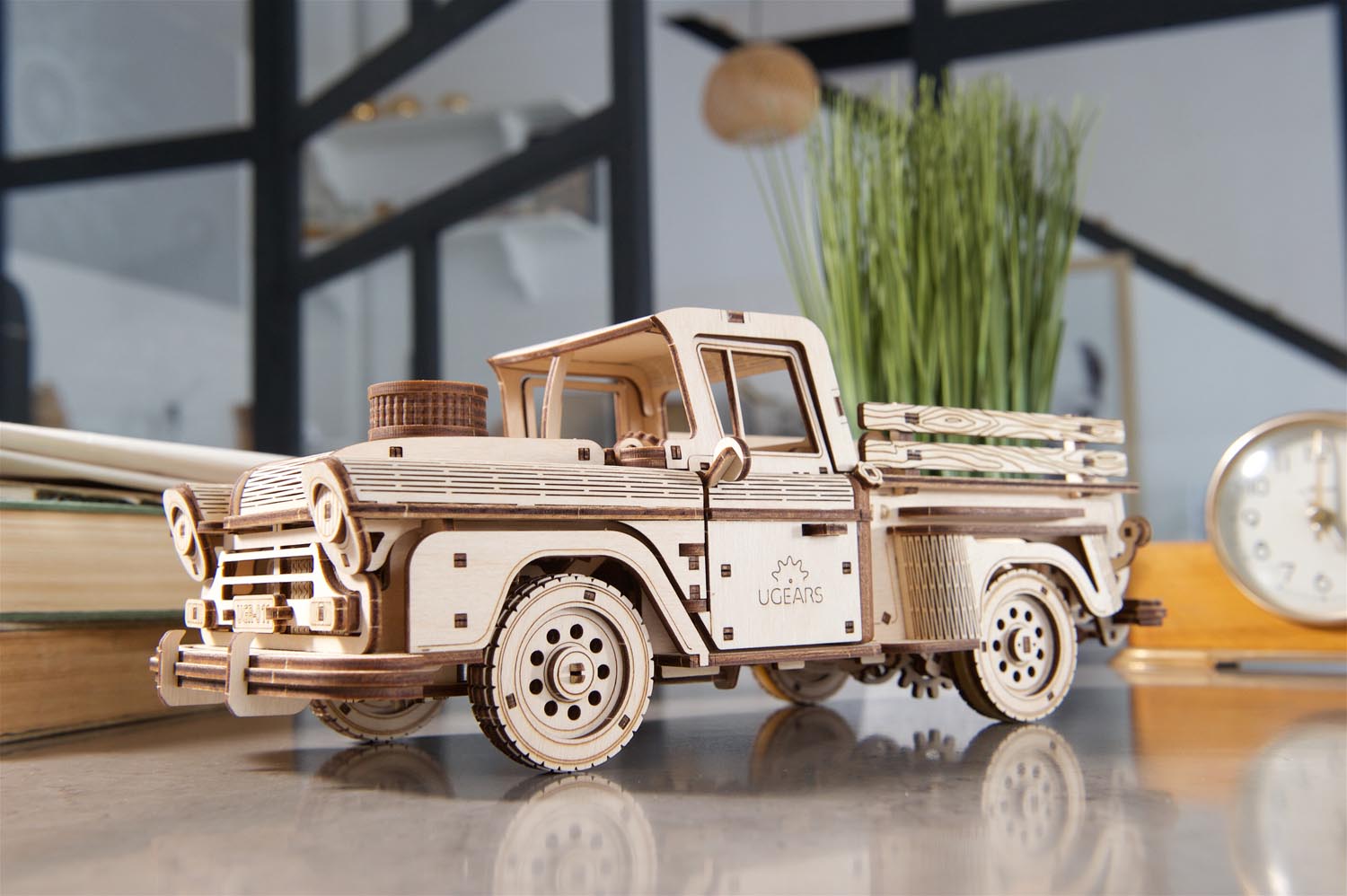 Ugears Pickup Lumberjack
