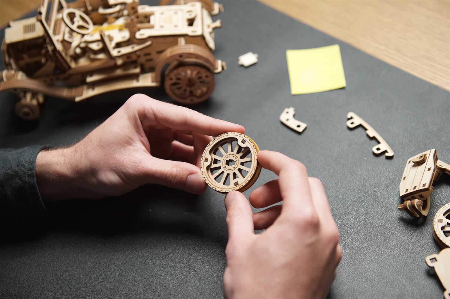 UGears Retro Car UGR-T