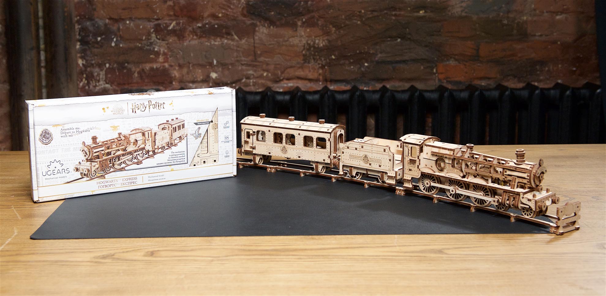 UGears Harry Potter Hogward TM Express