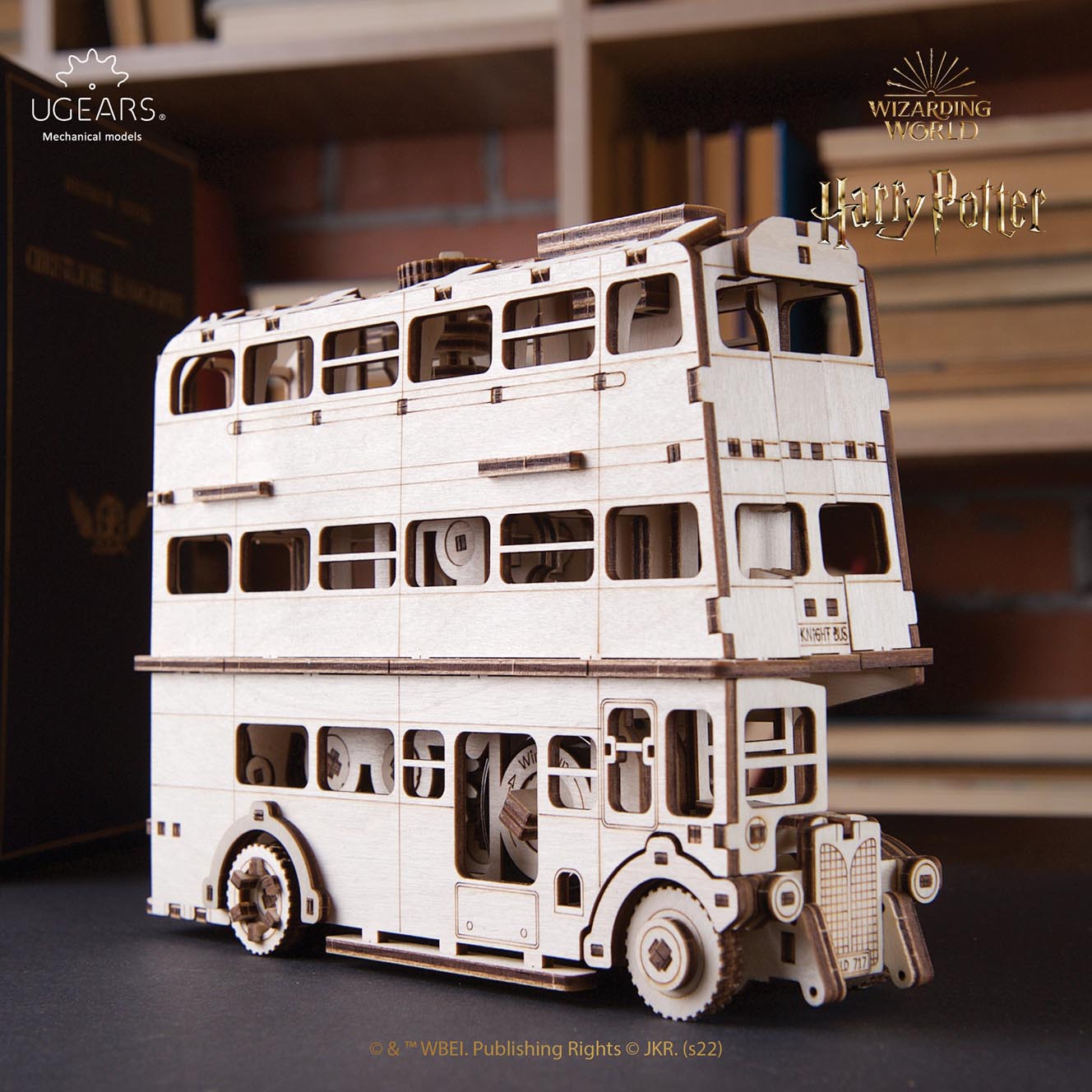 UGears Knight TM Bus Harry Potter