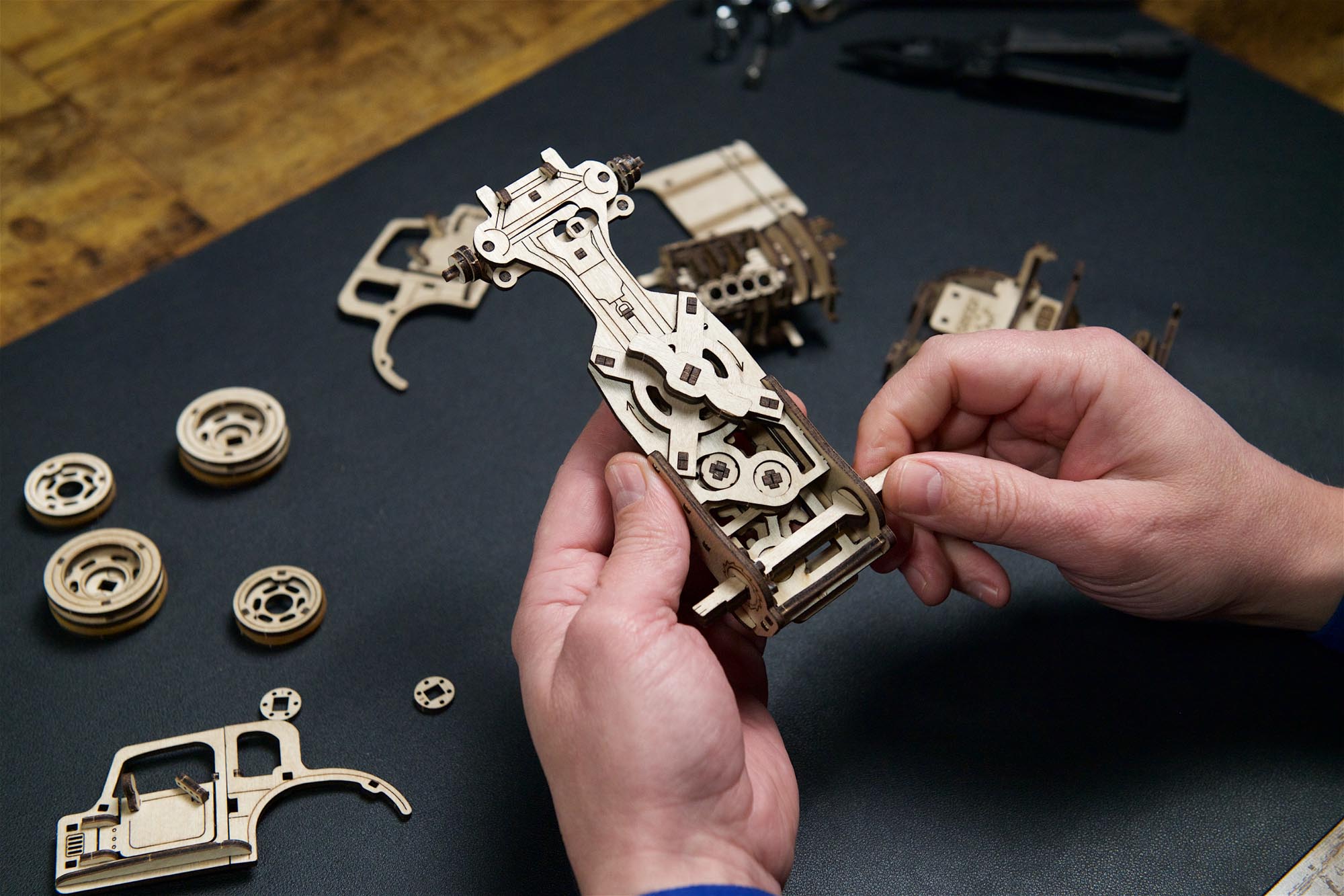 UGears Mechanical Model - Hot Rod Furious Mouse