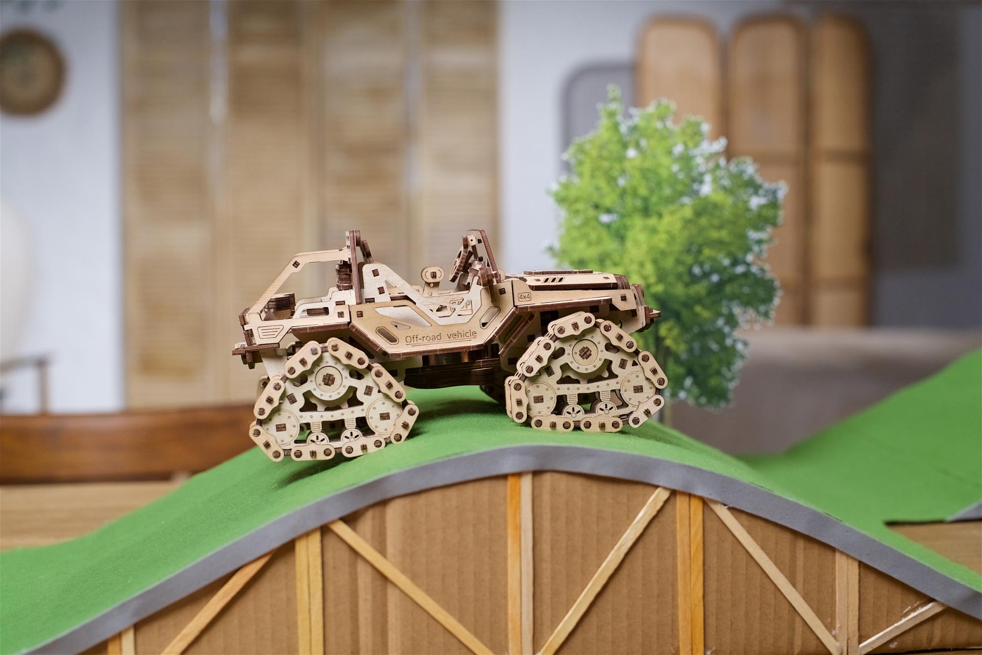 UGears Tracked Off-Road Vehicle