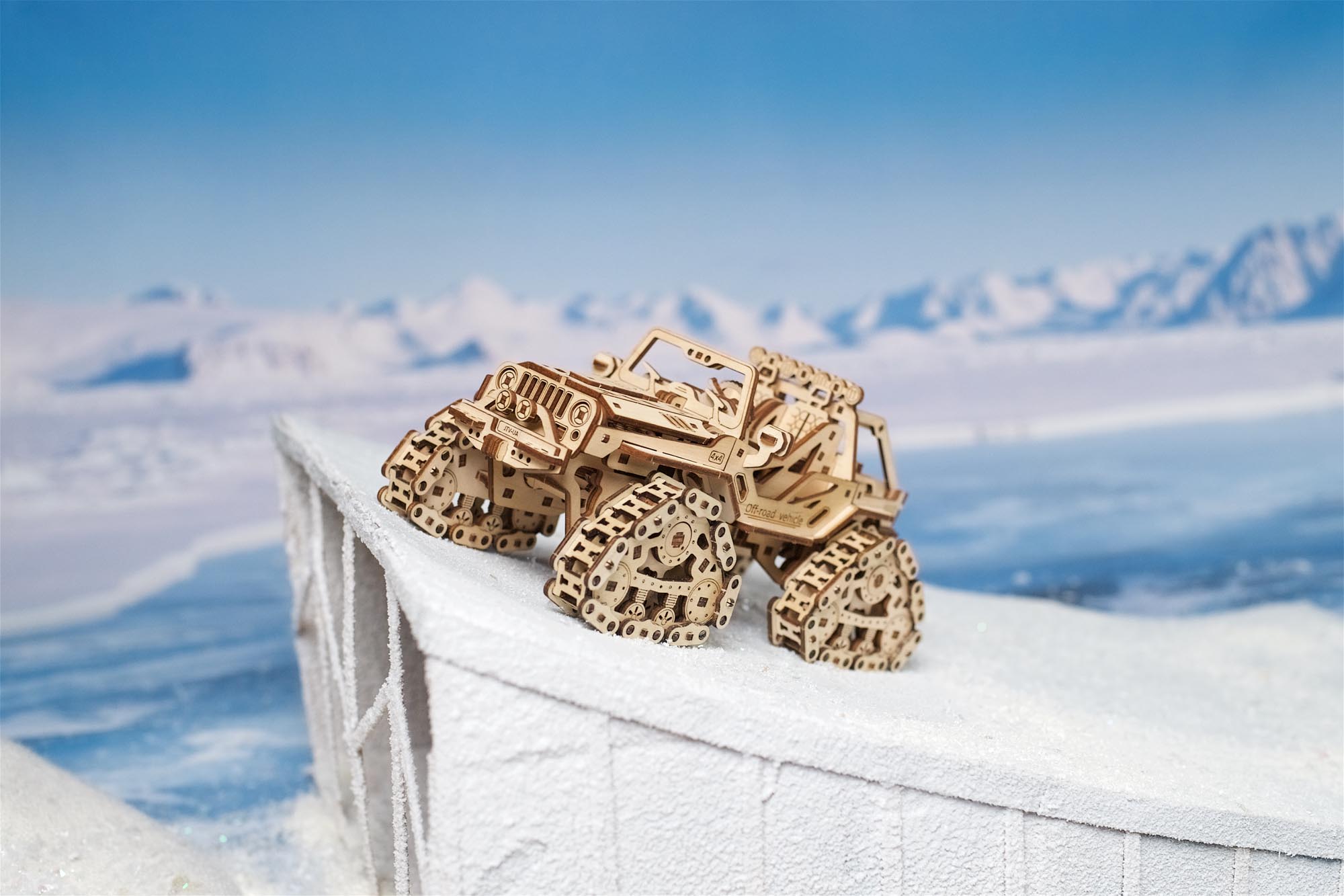 UGears Tracked Off-Road Vehicle