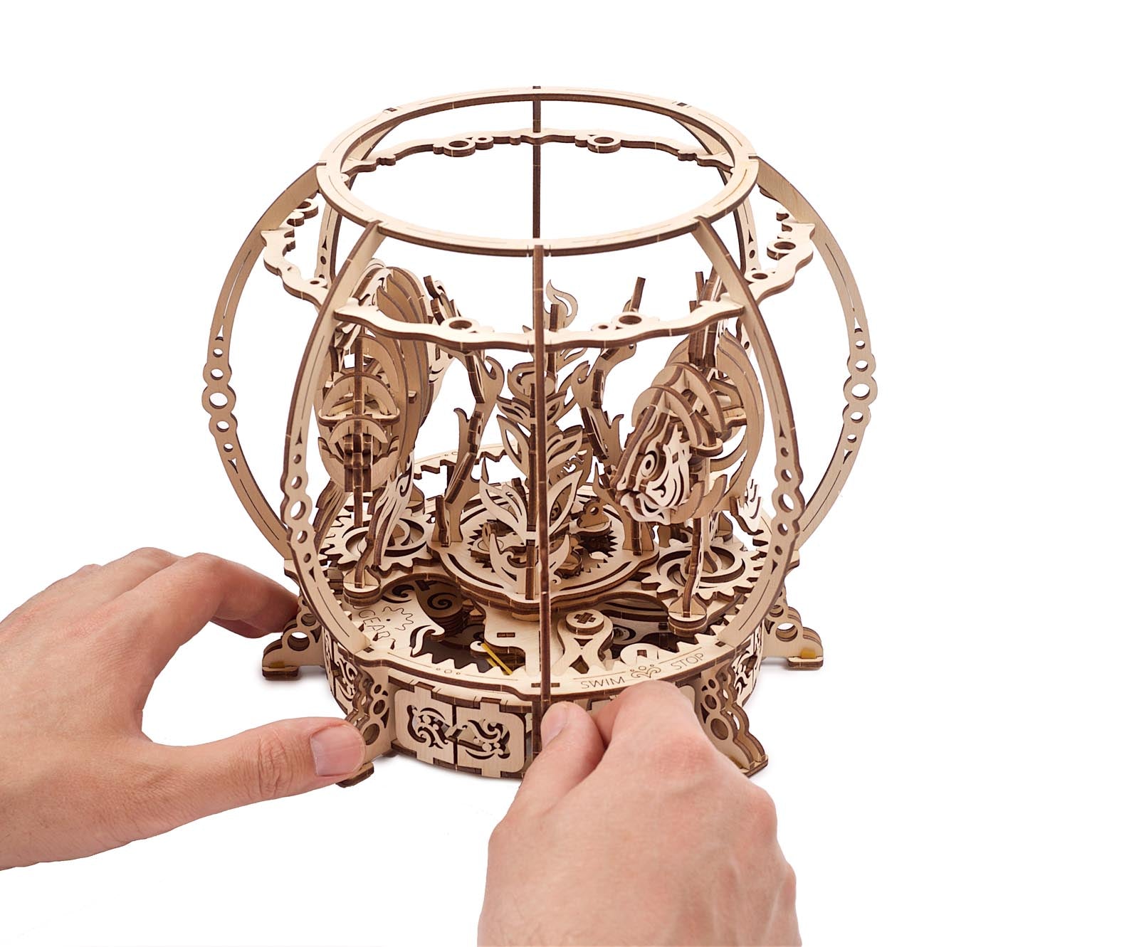 UGears-Mechanical-Model-Aquarium